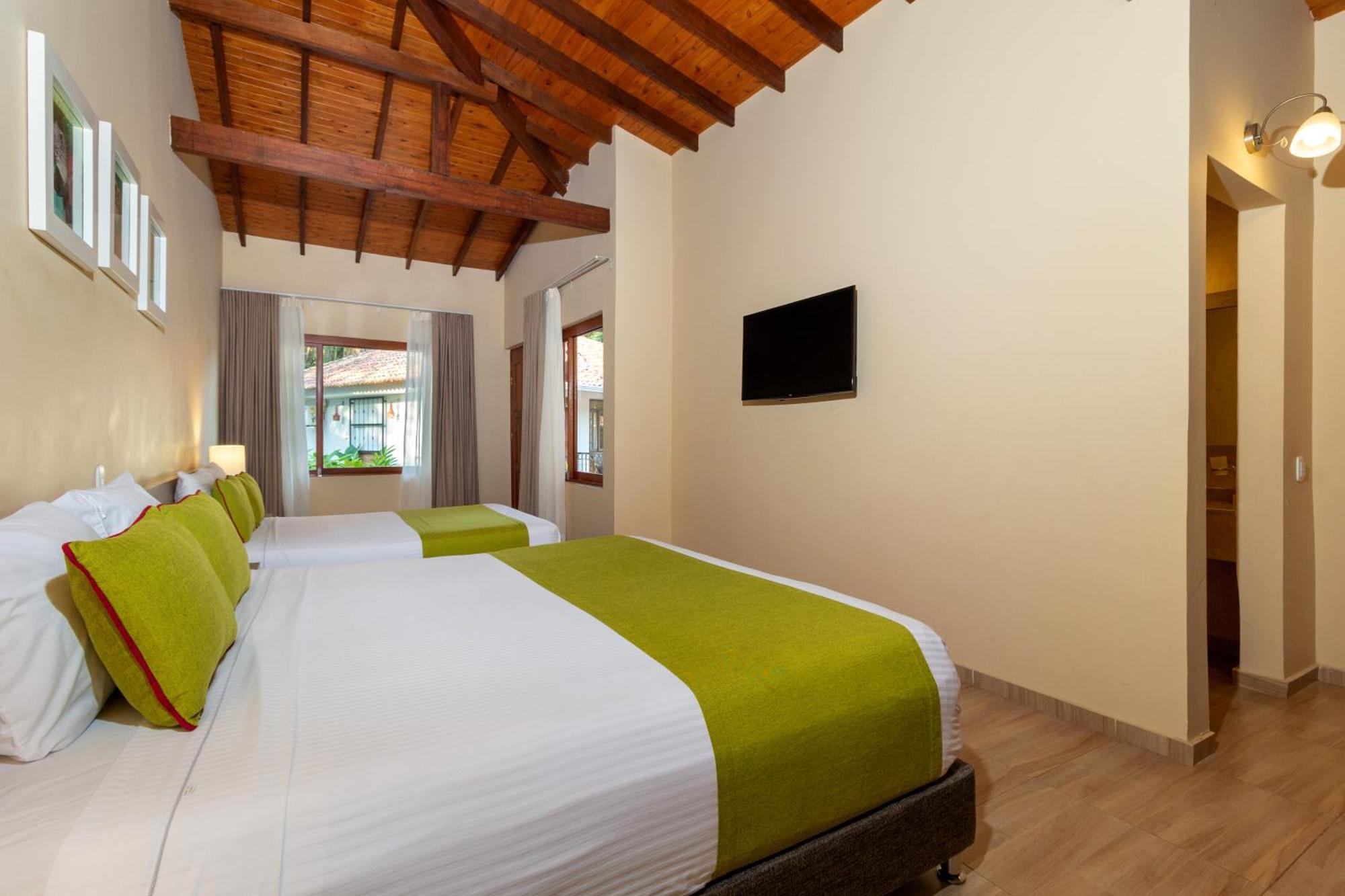 Hotel Campestre La Potra Apiay Exterior photo