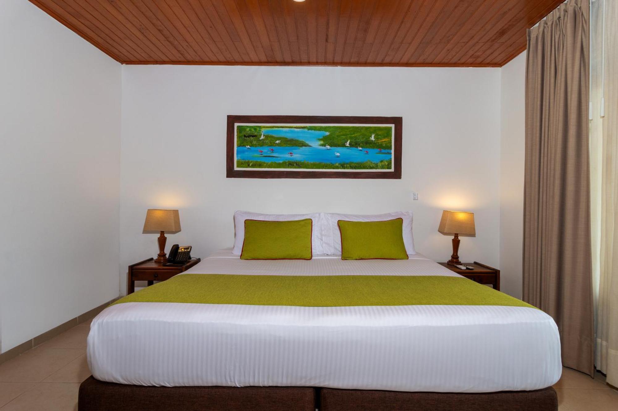 Hotel Campestre La Potra Apiay Exterior photo